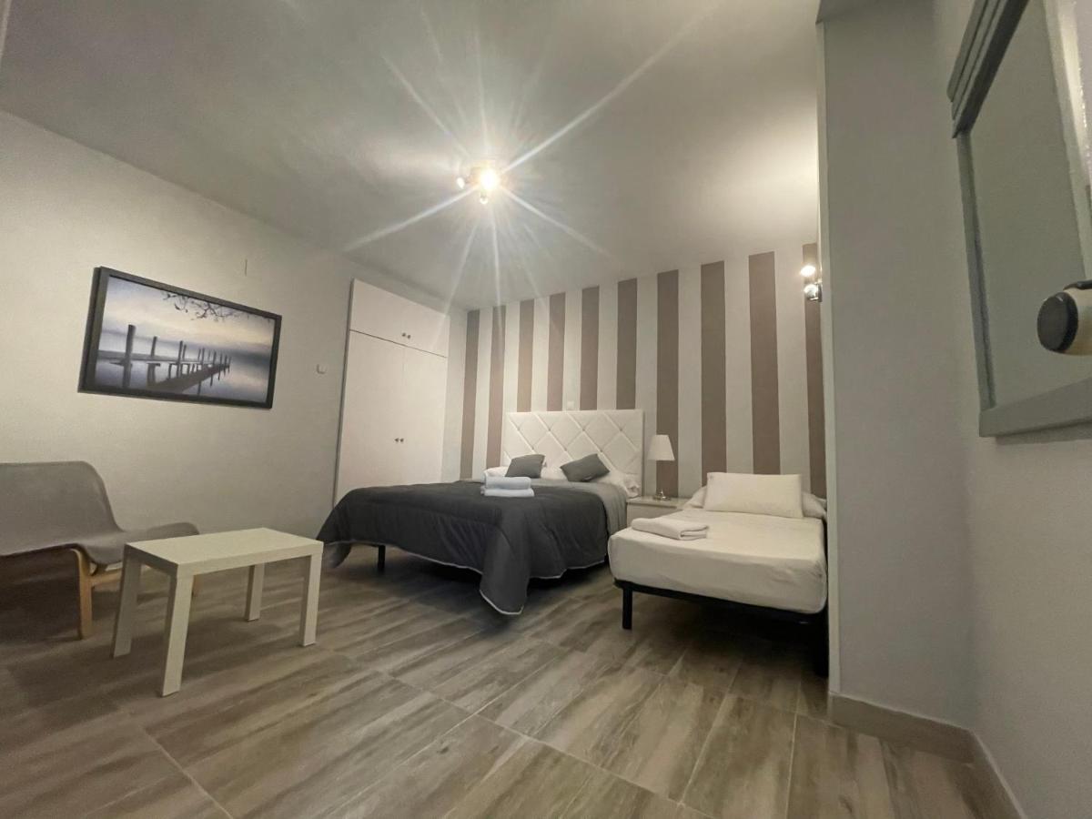 Penthouse Benal Beach เบนัลมาเดนา ภายนอก รูปภาพ