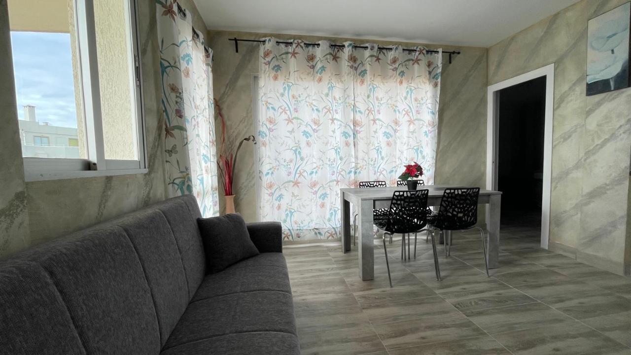 Penthouse Benal Beach เบนัลมาเดนา ภายนอก รูปภาพ