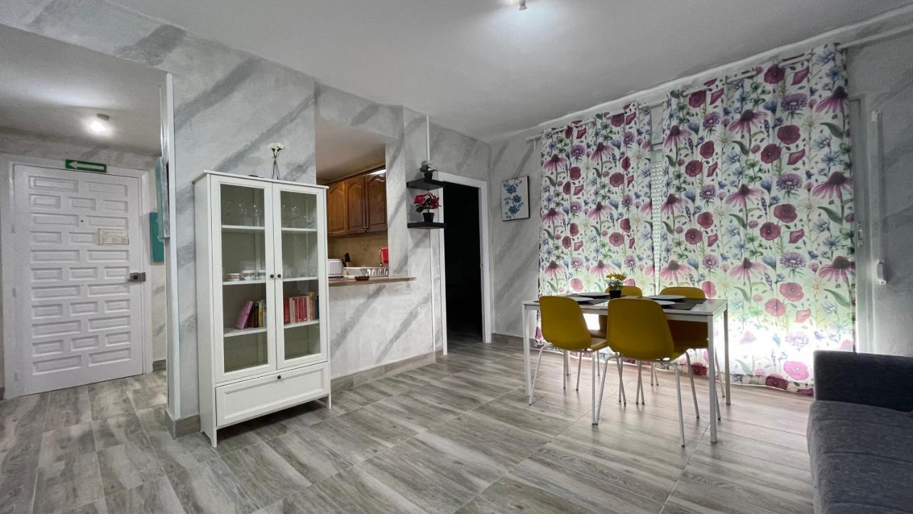 Penthouse Benal Beach เบนัลมาเดนา ภายนอก รูปภาพ