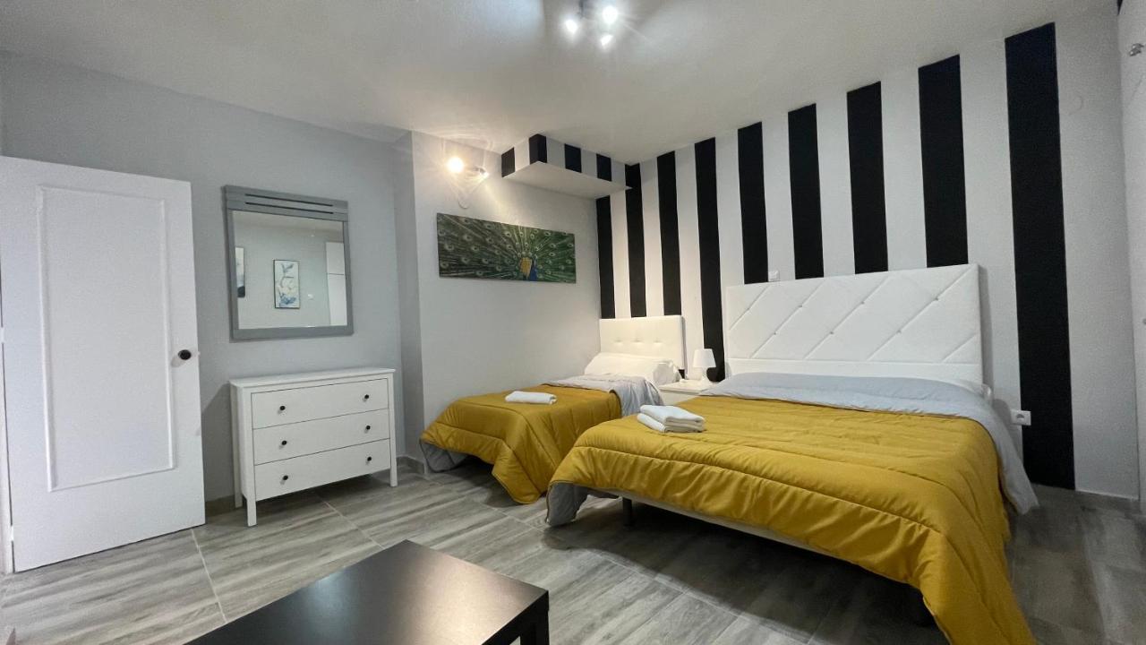 Penthouse Benal Beach เบนัลมาเดนา ภายนอก รูปภาพ