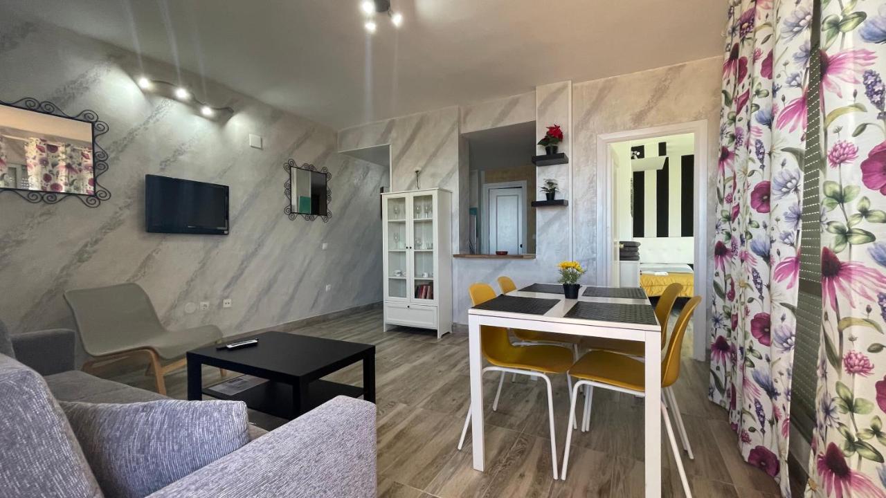 Penthouse Benal Beach เบนัลมาเดนา ภายนอก รูปภาพ