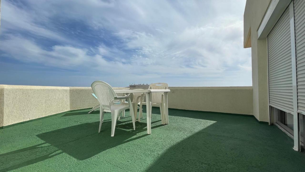 Penthouse Benal Beach เบนัลมาเดนา ภายนอก รูปภาพ